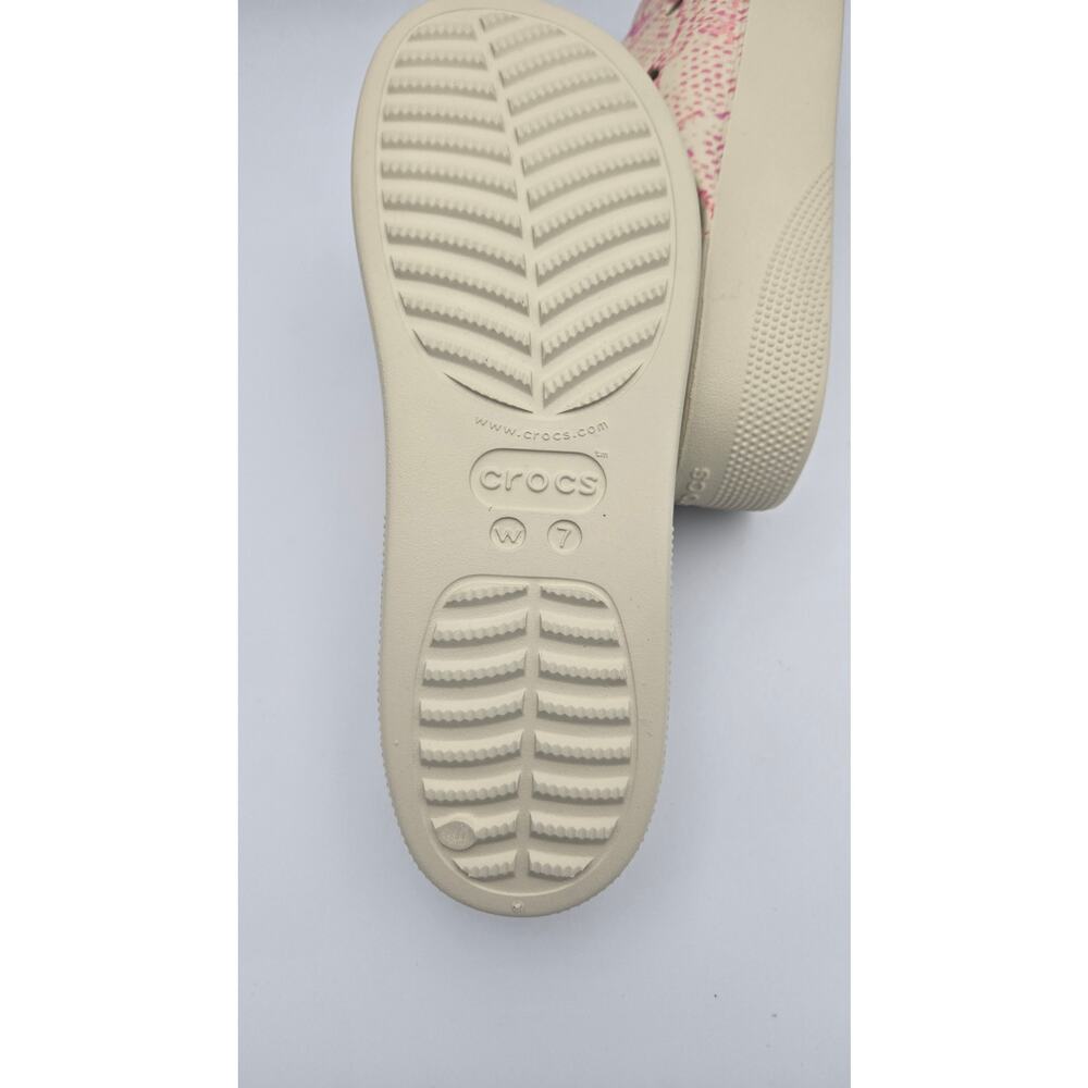 Crocs Women's Classic Platform Slide Sandal, Pink/Bone Size 7 - Picture 9 of 10